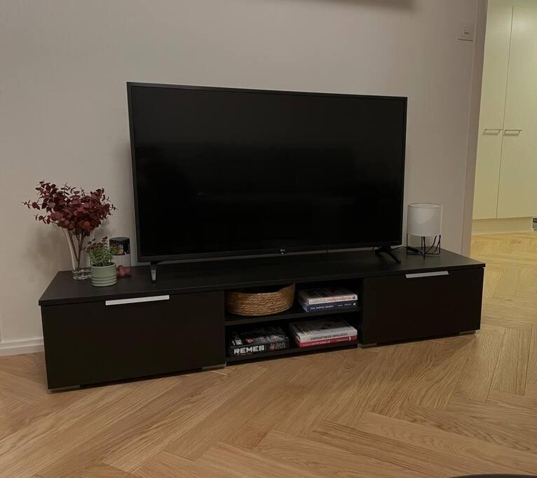 Apartamento Ydinkeskusta Kaksio Saimaa Naekymillae, Ac, Wifi, Parveke Lappeenranta Exterior foto
